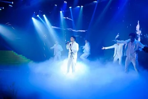 Diva My Linh Praised for Supportive Gesture Towards Vpop Rookie - image 3