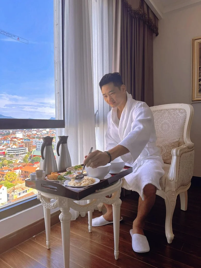 Actress Bao Thanh Chooses Cozy Home Cooking Over Concert Hype
