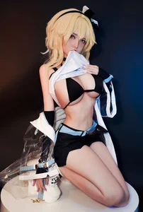 Stunning Lumine Cosplay by Potato Godzilla in Hoyofest Outfit - image 21