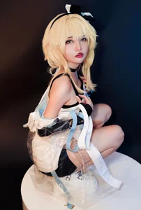 Stunning Lumine Cosplay by Potato Godzilla in Hoyofest Outfit - image 25