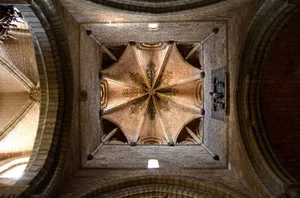 Exploring the World's Most Magnificent Centuries-Old Ceilings: A Journey Through Architectural Grandeur and Historic Artistry - image 13