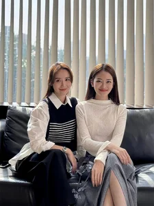 Huyen Lizzie and Thuy Anh Turn Heads with Stunning Looks at Recent Event - image 1