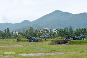 Spectacular Live-Fire Drills by Anti-Aircraft Artillery Cadets - image 4