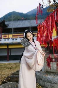 Beautiful Traditional Chinese Aesthetics: Qi Qi RY in Warring States Period Robe - YiTuYu Art Language Vol.9054 Collection - image 9