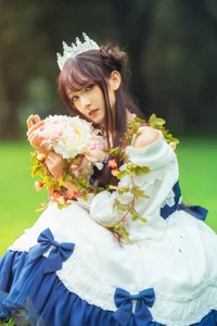 Aesthetic Grace: YiTuYu Art Language Vol.4428 Starring Yue Ling Er - image 3