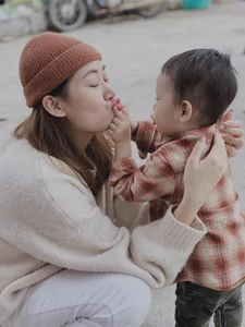 From Motherhood to the Runway: Lan Khuê’s Protege Defies Body Norms - image 3
