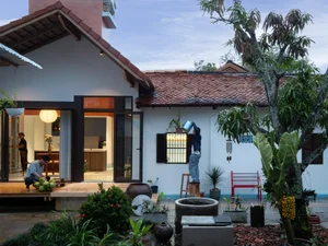 Nha Tan An: Renovating a Traditional Southern Garden House for Modern Living - image 16