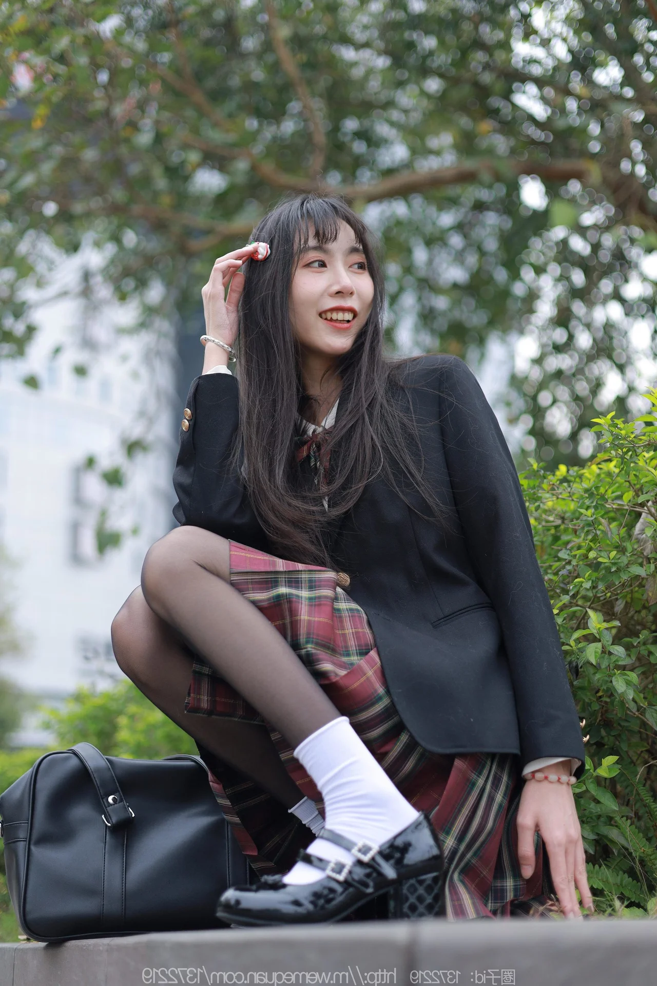 The Essence of Spring with Tuantuan - IESS Seasonal Fashion Photography