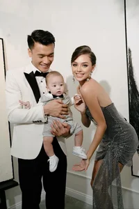 The Adorable Moments of Goalkeeper Bui Tien Dung’s Cute Son Danil - image 3