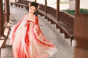 YiTuYu Art Language Vol.6304: A Sophisticated Visual Journey with Mu Mu - image 31