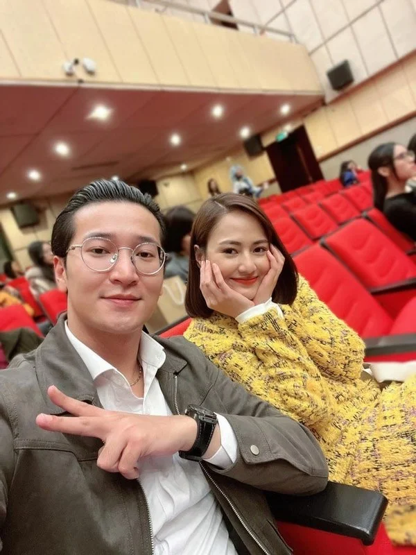 The Beautiful Romance of Viet Hoa and Her Actor Boyfriend Trong Tri