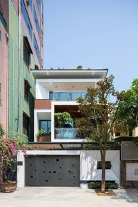 Cool West-Facing House Designs: 10 Real Examples to Beat the Heat - image 9