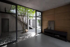 Cool West-Facing House Designs: 10 Real Examples to Beat the Heat - image 25