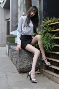 IESS Beauty on the Stairs: Featuring Model Tuan Tuan - image 59
