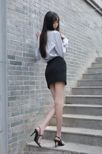 IESS Beauty on the Stairs: Featuring Model Tuan Tuan - image 14