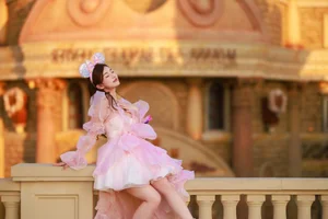 YiTuYu Art Language Vol.4969: Capturing the Elegant Essence of Pei Tong Xue - image 4