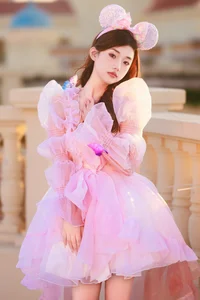 YiTuYu Art Language Vol.4969: Capturing the Elegant Essence of Pei Tong Xue - image 1