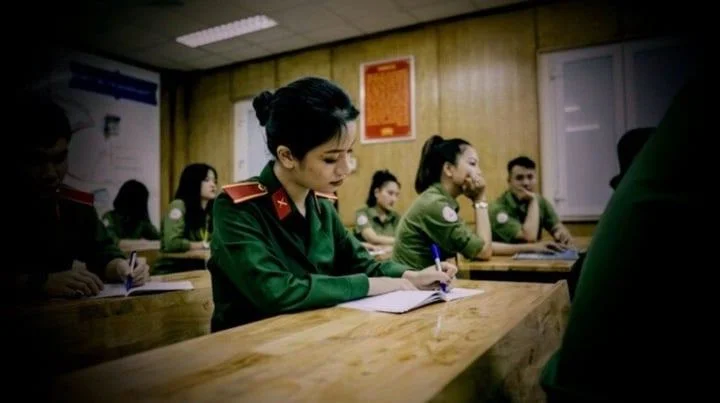 The Military Lieutenant Dominating the Stage: A New Era of National Concert Performances