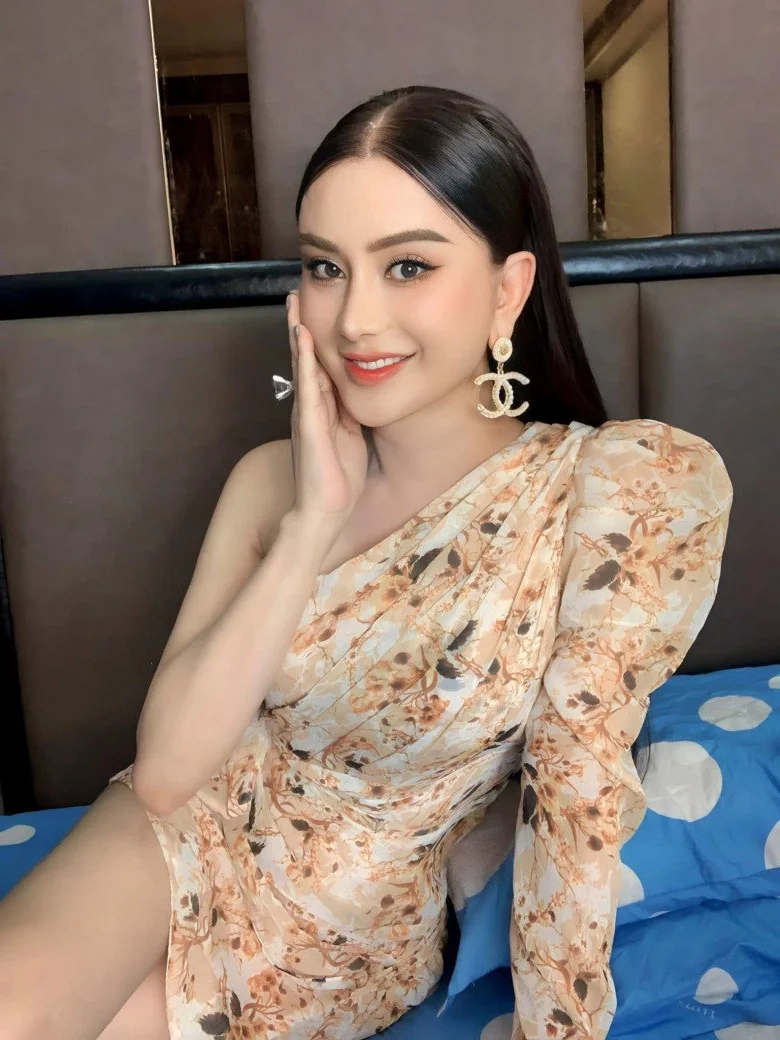 Lam Khanh Chi Debuts Youthful Transformation and Confirms New Romance with Young Partner