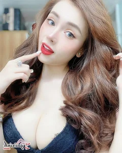 DJ Kat – Đinh Tú My: Stunning Bikini Photoshoot Showcasing Her Fit Body - image 2