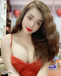 DJ Kat – Đinh Tú My: Stunning Bikini Photoshoot Showcasing Her Fit Body - image 19