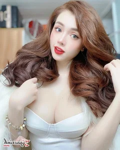 DJ Kat – Đinh Tú My: Stunning Bikini Photoshoot Showcasing Her Fit Body - image 15