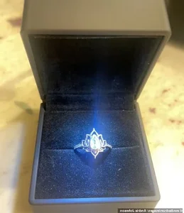 Xu hướng 'tự cưới chính mình': Khi tình yêu bản thân lên ngôi sau những thất bại - image 2