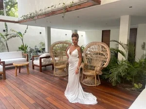 Xu hướng 'tự cưới chính mình': Khi tình yêu bản thân lên ngôi sau những thất bại - image 5