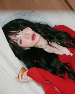 Vietnamese Star Sĩ Thanh Shocks Fans with Unrecognizable and Bold New Transformation in Latest Photos - image 8