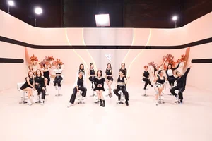 Khong Tu Quynh Saved and Mono Surprises on Reality Show Stage - image 3