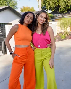 Jessica Alba Style Evolution: Ageless Fashion Inspiration in Her 40s - image 3