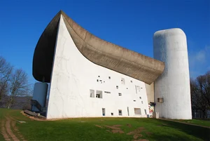 Exploring the Unique Architecture of Notre Dame du Haut in Ronchamp - image 1