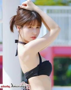 Exploring the Career and Popularity of Japanese Actress Momo Sakura - image 29