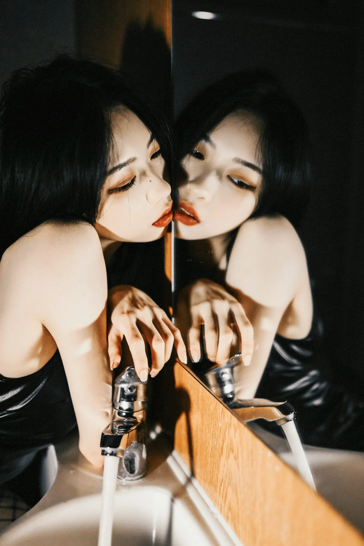 Elegant Portrait Photography: YiTuYu Art Language Vol.5655 featuring Dai Nani