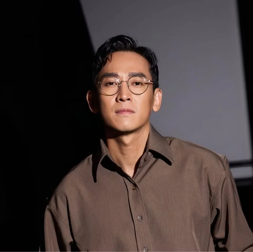 Hua Vi Van: The Evolution from an Amateur to a Leading Man in Vietnamese Cinema