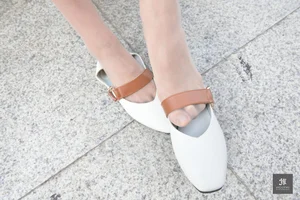 IESS Puhui 204: Bobo Captures the Nostalgia of Campus Spring - image 55