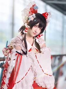 Ethereal Reimu Cosplay by Hua Qi Hana at Firefly Comic-Con Part01 - image 31