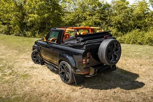 Land Rover Defender Sport Set to Rival New Baby Mercedes G-Class - image 5