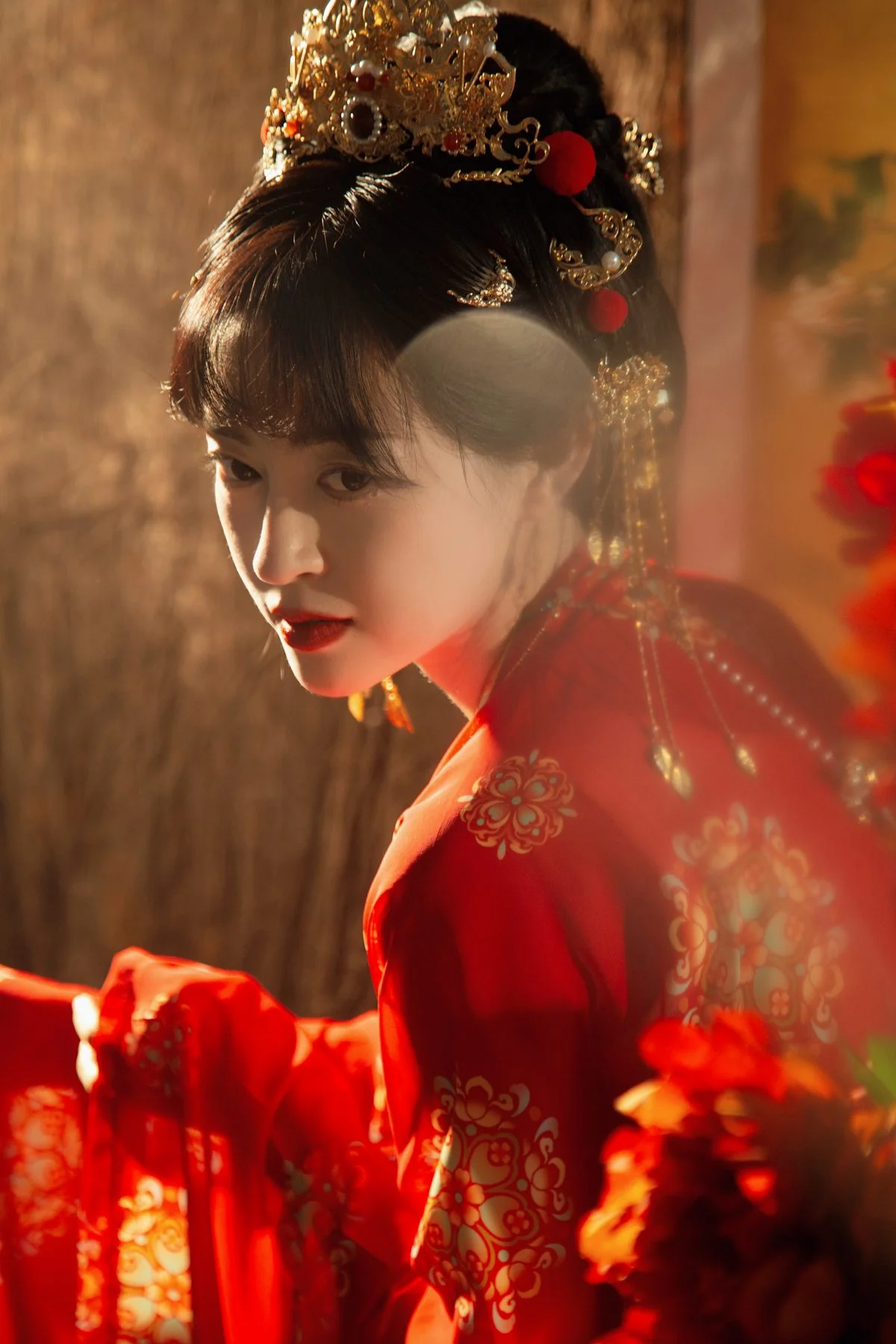 YiTuYu Art Language Vol.6026 Featuring Yi Xuan: A Study in Modern Elegance