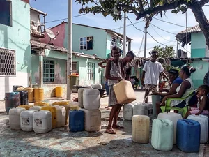 Inside Life on Santa Cruz del Islote: The World’s Most Densely Populated Island - image 1