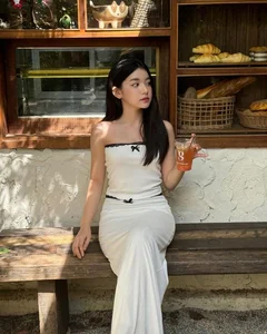 Beauty and Brains: The Angelic Mukbang Star with Academic Excellence - image 0