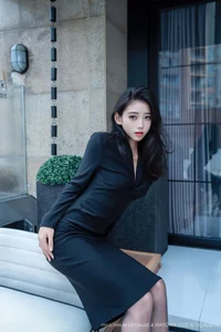 Elegant Glamour Photography: Shi An An in XingYan Star Face Vol.426 – A Stunning Black Lingerie Portrait Collection for Fashion Inspiration - image 6