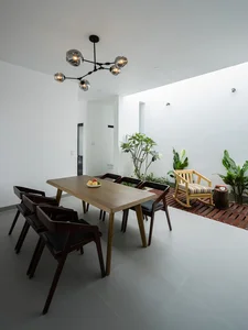 Stunning Transformation: An Old, Dark House in Binh Thuan Gets a Modern Makeover - image 1