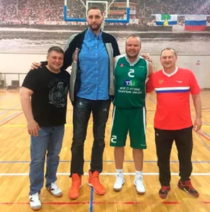 The Remarkable Life of Sergei Ilyin: Russia’s Tallest Man and Former Basketball Star - image 6