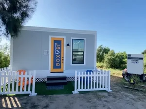 Inside the Minimalist Lifestyle: A Close-Up of Elon Musk’s 'Super Simple' Home - image 8