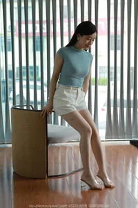 IESS Gentle Trap: An Aesthetic Exploration of Elegance and Style - image 17