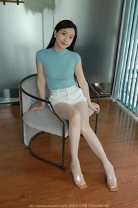 IESS Gentle Trap: An Aesthetic Exploration of Elegance and Style - image 15