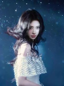 Ju Jingyi Ocean Princess Photoshoot: A Stunning Fantasy of Ethereal Beauty - image 10