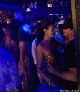 Leonardo DiCaprio and Italian Model Vittoria Ceretti: A Glimpse into Their High-Profile Romance - image 2