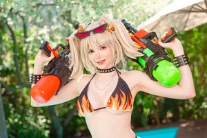 Peach Milky Burnice Bikini Cosplay Photo Collection Download Guide - image 0